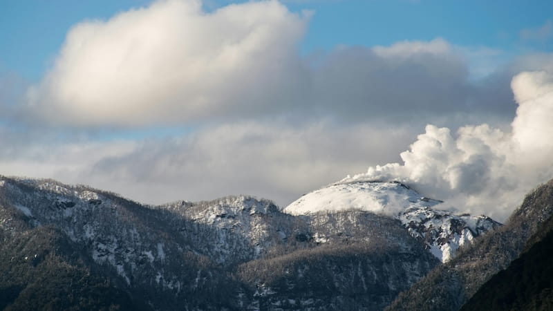 Rota dos vulcões: roteiro de 7 dias entre neve e natureza no sul do Chile Paisagem de vulcão no Chile