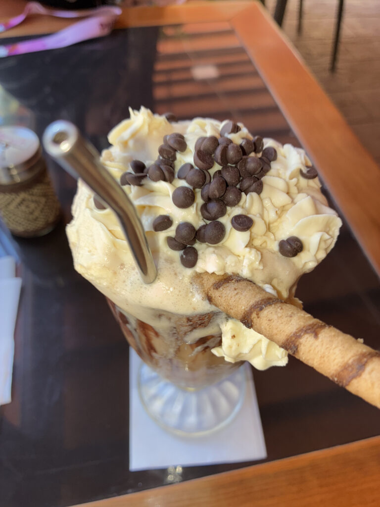 Roteiro Gastronômico: Conheça o Fauna e o Dulce Montaña no Strip Center Alto Las Trancas CAFE DA MANHA DULCE MONTANA LAS TRANCAS COFFE 768x1024