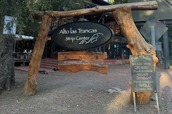 alto-las-trancas-strip-center