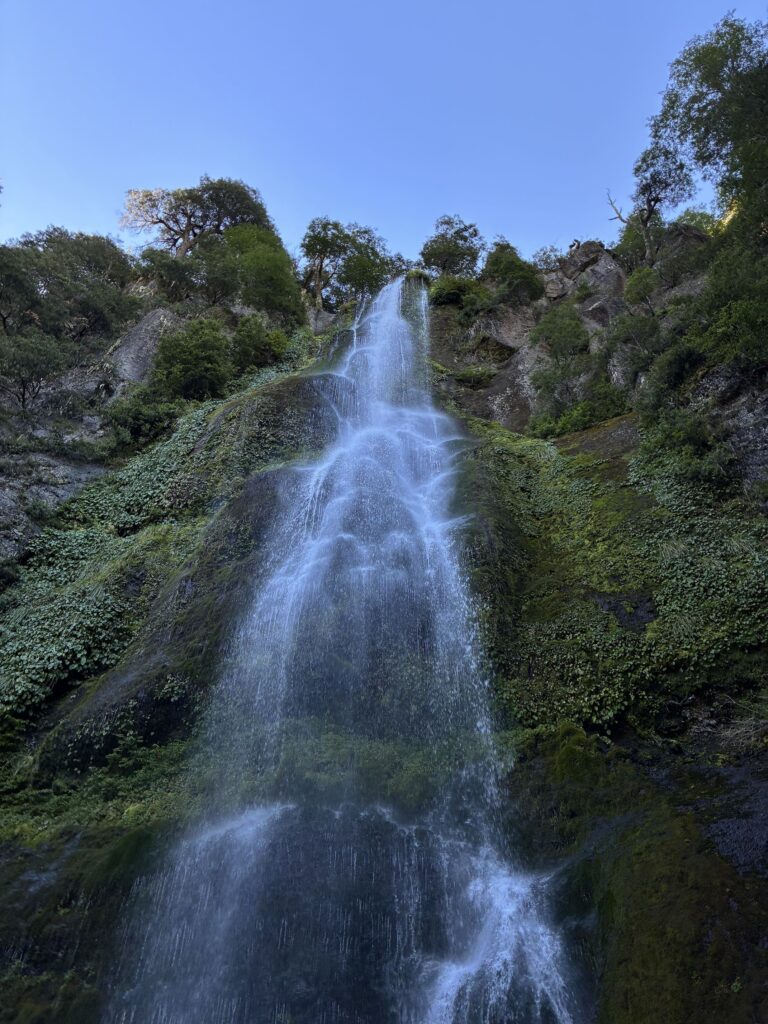 Cascata Ruca Piren Valle Las Trancas 3 768x1024