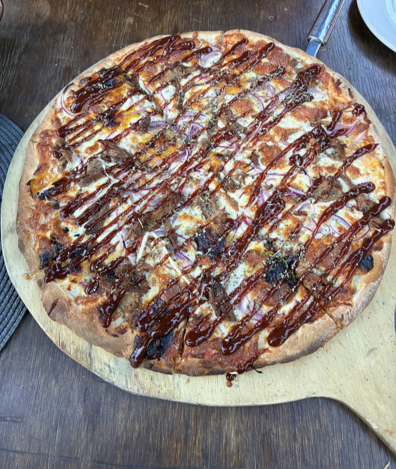 Onde comer e encontrar bons vinhos no Valle Las Trancas: Um roteiro gastronômico pela Plaza Olivas Pizza Bar E Cafe Las Bravas Plaza Oliva